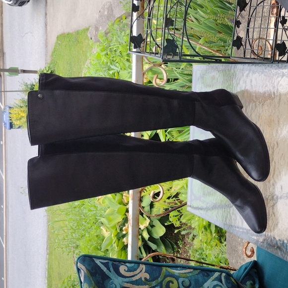 Vince Camuto Shoes - Vince Camuto "Karita" 9 Medium Black Tall Riding Boots